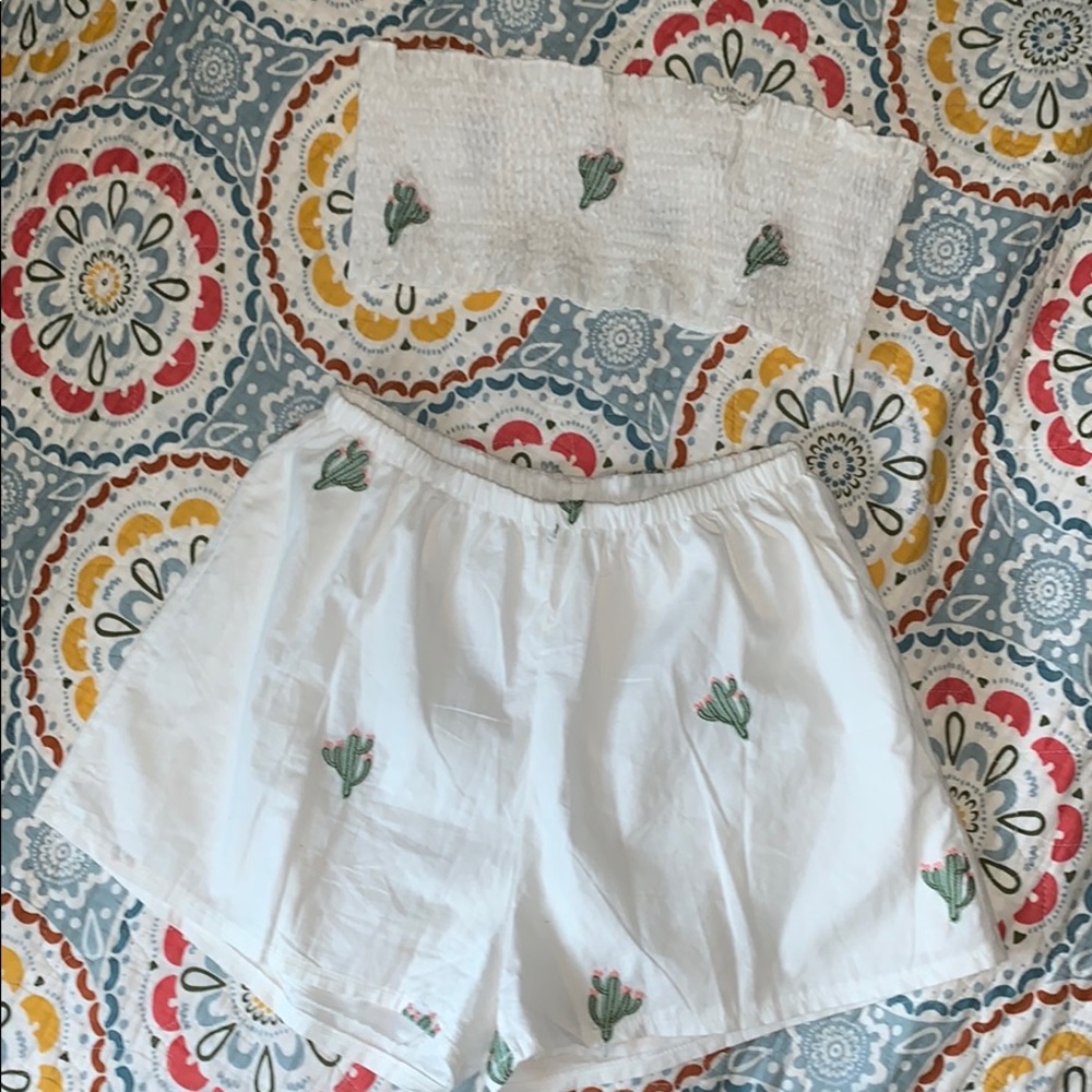 Matching Set!! - Picture 2 of 3